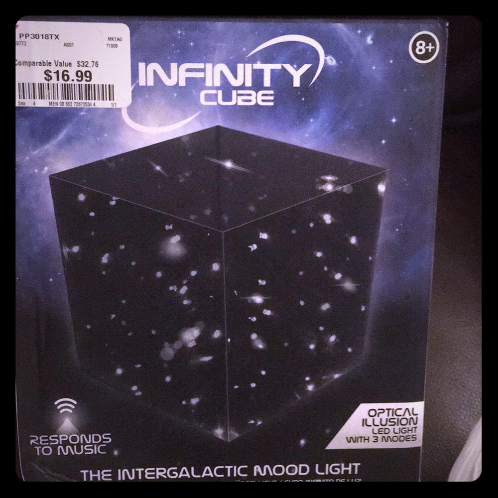 Infinity cube mood light